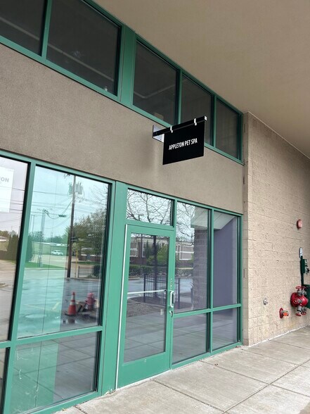 More Photos Of 400 N Richmond St, Appleton Multifamily For Sale