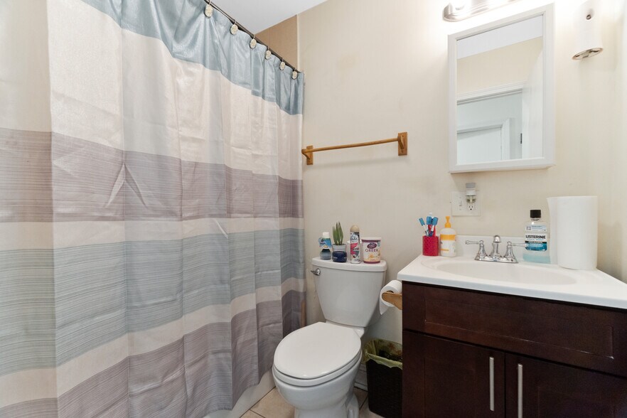 More Photos Of 71-79 Wood Ave, Bridgeport Storefront Retail Residential For Sale