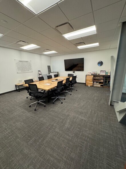 More Photos Of 1441 W Ute Blvd, Park City Office For Lease