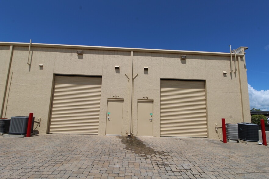 More Photos Of 4050 N Washington Blvd, Sarasota Unknown For Lease