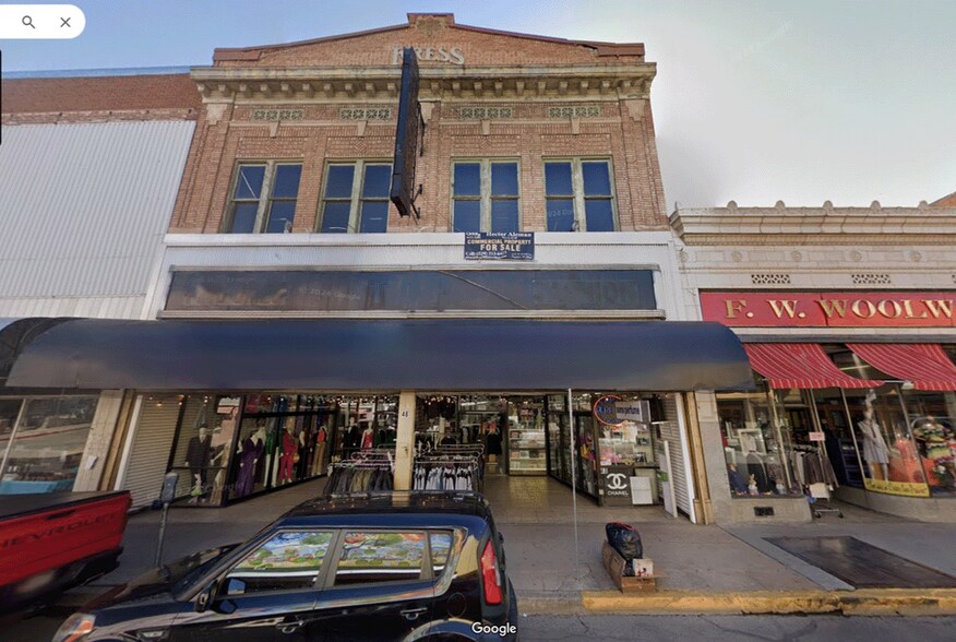 More Photos Of 48 N Morley Ave, Nogales General Retail For Lease