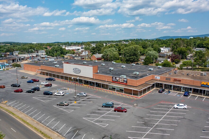 Primary Photo Of 580 Mason, Harrisonburg Freestanding For Sale