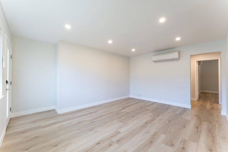 More Photos Of 803 Maryann Dr, Santa Clara Apartments For Sale