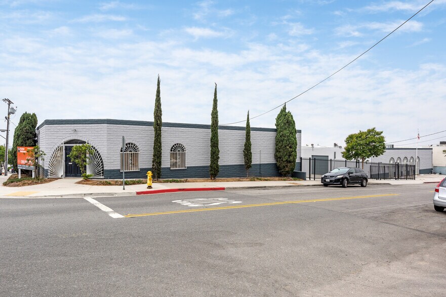 Primary Photo Of , Signal Hill Industrial For Sale