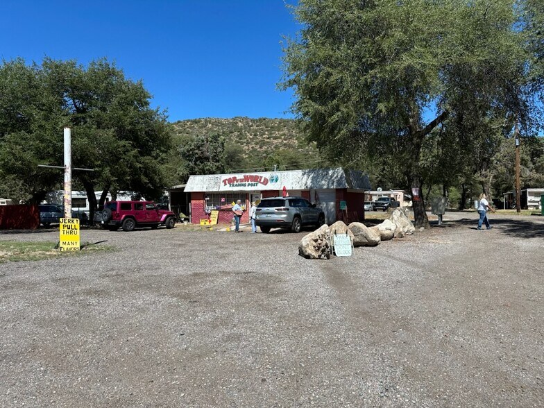 More Photos Of 53208 E Oak Ln, Miami Manufactured Housing Mobile Home Park For Sale