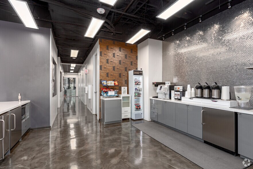 More Photos Of 1560 E Southlake Blvd, Southlake Coworking Space