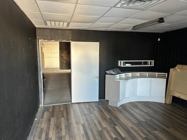 More Photos Of 702-710 E Walnut St, Garland Warehouse For Lease