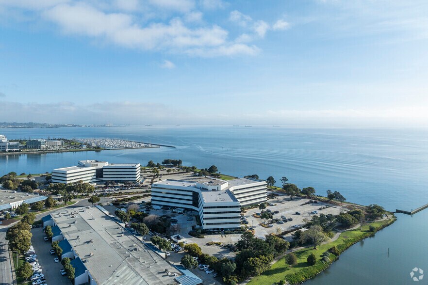 More Photos Of 400 Oyster Point Blvd, South San Francisco Office For Lease