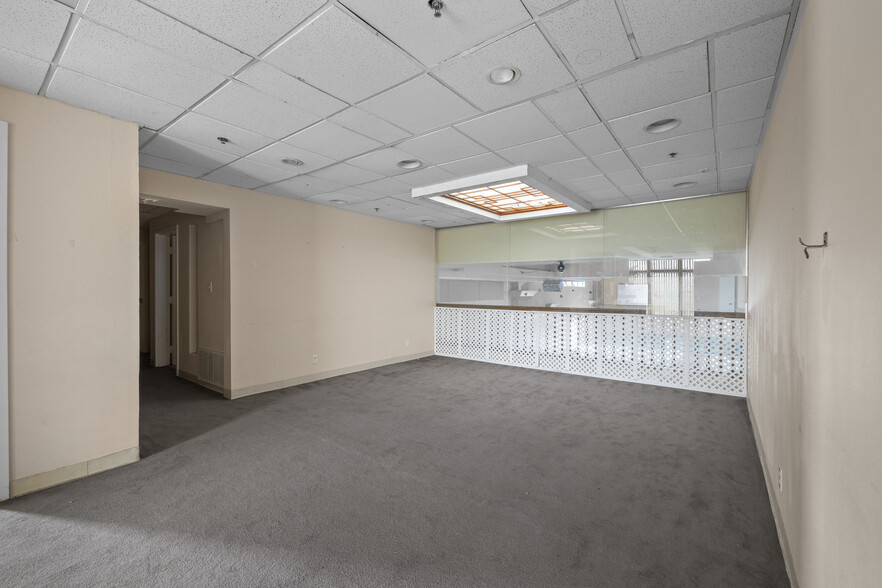 More Photos Of 8132 Garden Grove Blvd, Garden Grove Religious Facility For Sale