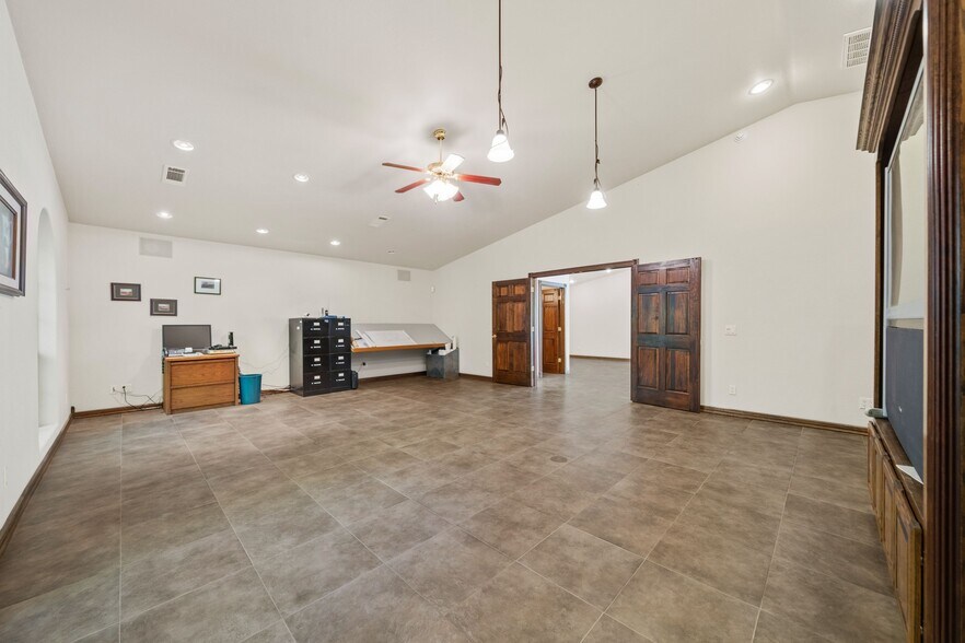 More Photos Of 15288 AR-22, Dardanelle Warehouse For Sale