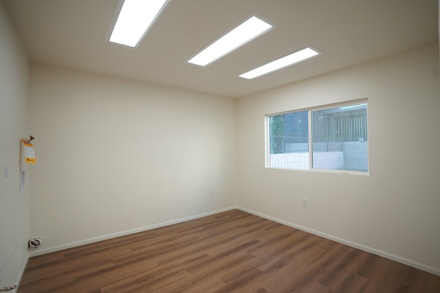 More Photos Of 731 W Emerson Ave, Monterey Park Office Residential For Lease