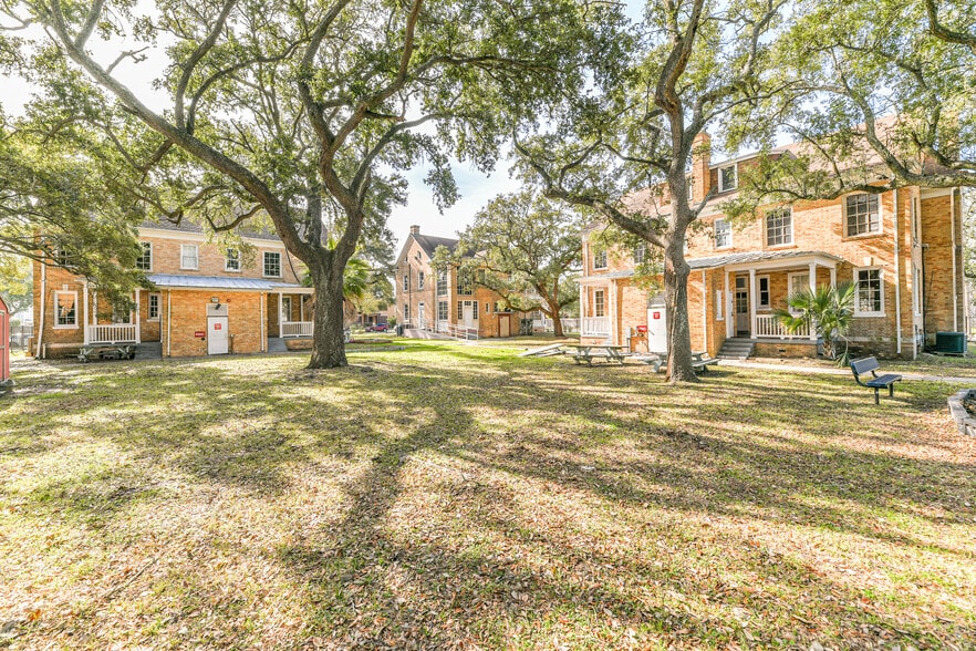 More Photos Of 1424 45th st, Galveston Land For Sale