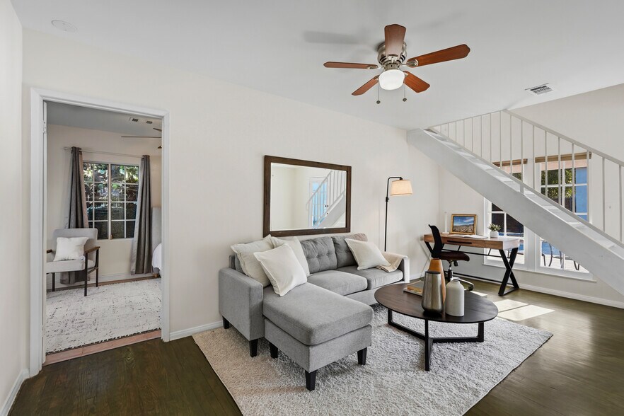 More Photos Of 5438-5440 Colfax Ave, Valley Village Apartments For Sale