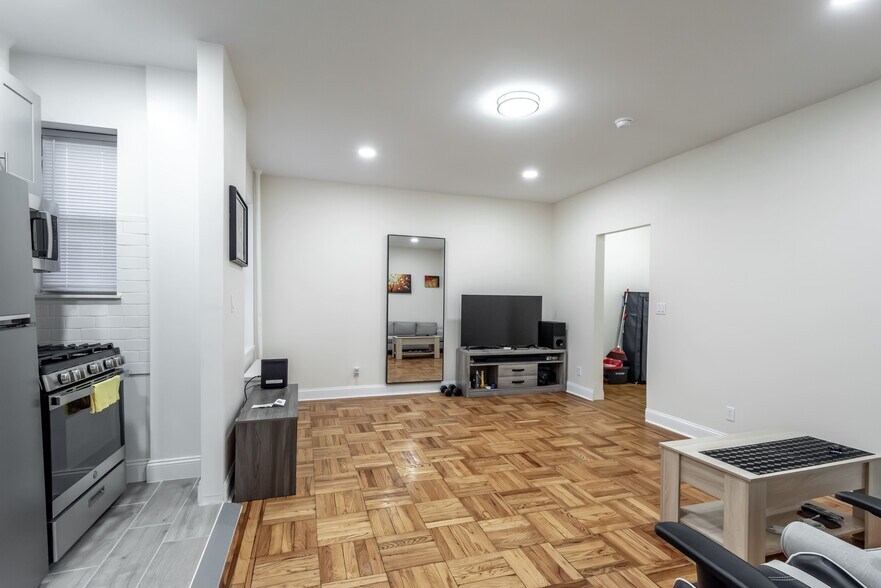 More Photos Of 1729 67th St, Brooklyn Apartments For Sale