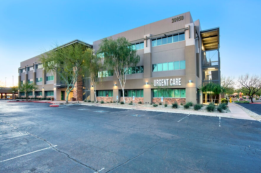 More Photos Of 20940 N Tatum Blvd, Phoenix Unknown For Lease