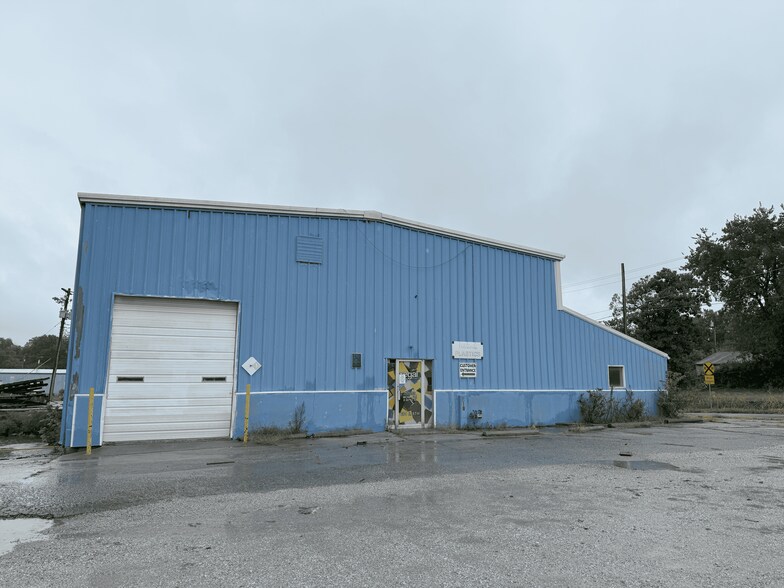 More Photos Of 601 E 9th St, Joplin Industrial For Sale