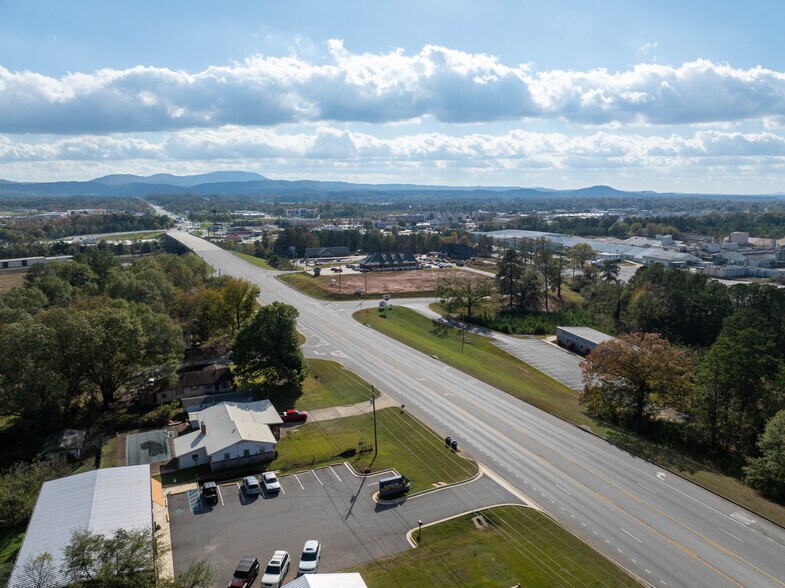More Photos Of 1900 Golden Springs Rd, Anniston Lodge Meeting Hall For Sale