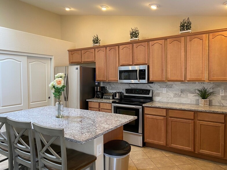 More Photos Of 23026 W Gardenia Dr, Buckeye Assisted Living For Sale