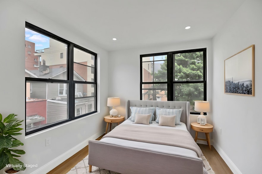 More Photos Of 3013 Brighton 5th St, Brooklyn Apartments For Sale