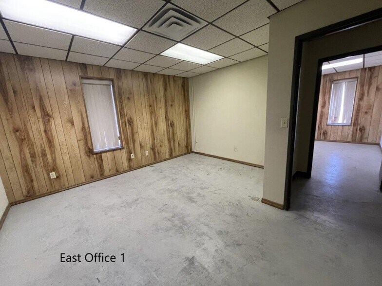 More Photos Of 325 Frontier Dr, Oklahoma City Truck Terminal For Lease