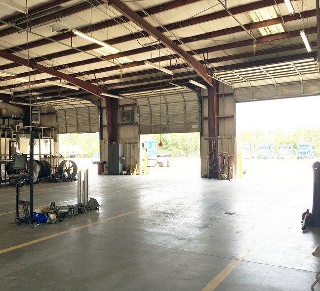 More Photos Of 310 Blanchard Rd, Florence Warehouse For Lease