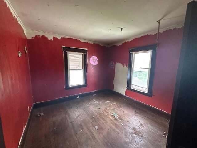 More Photos Of 1115 East Ave, Elyria Storefront Retail Residential For Sale