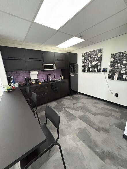 More Photos Of 7610 Carroll Ave, Takoma Park Medical For Sale