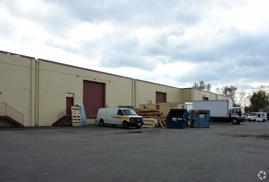 Primary Photo Of 551-567 Southlawn Ln, Rockville Warehouse For Lease
