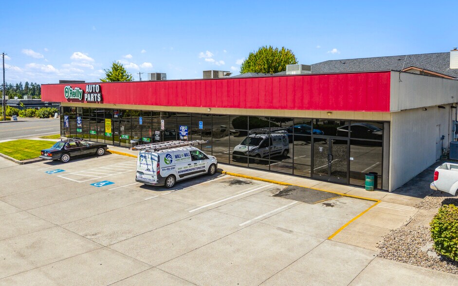 More Photos Of 2301 E Portland Rd, Newberg Freestanding For Sale