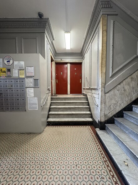 More Photos Of 550 W 180th St, New York Apartments For Sale