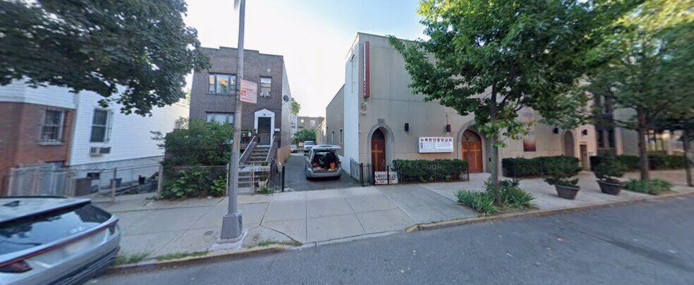 More Photos Of ,  Unknown For Sale