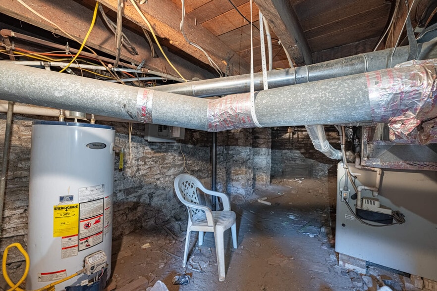 More Photos Of 2 N 2nd St, Fairborn Office For Sale