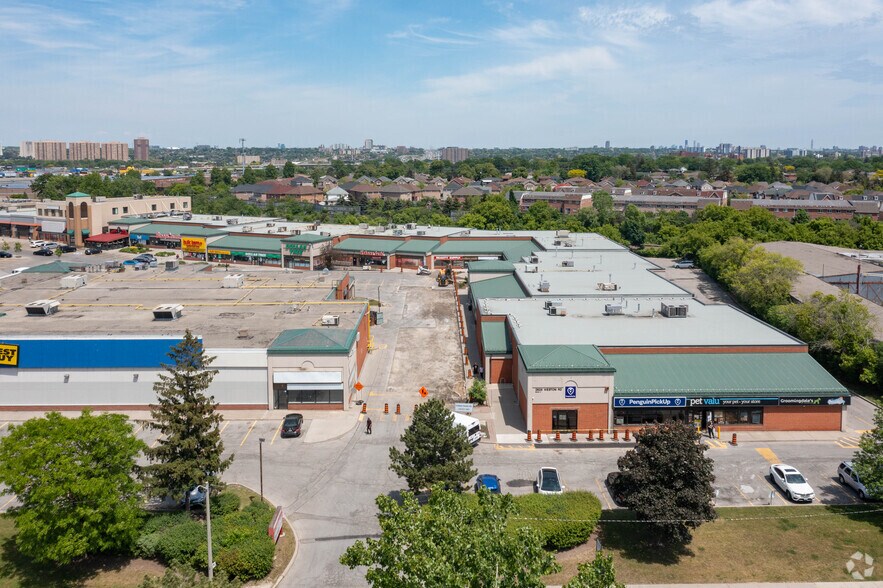 More Photos Of 2625 Weston Rd, Toronto Unknown For Lease