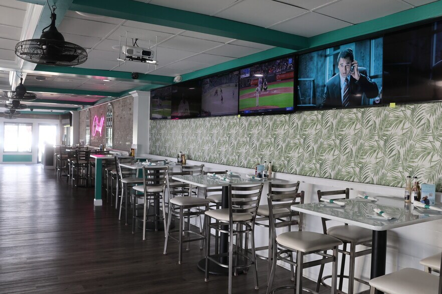More Photos Of 32 Broad St, Keyport Bar For Sale