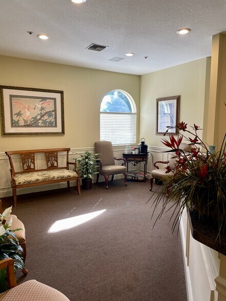 More Photos Of 8830 S Tamiami Trl, Sarasota Office For Lease