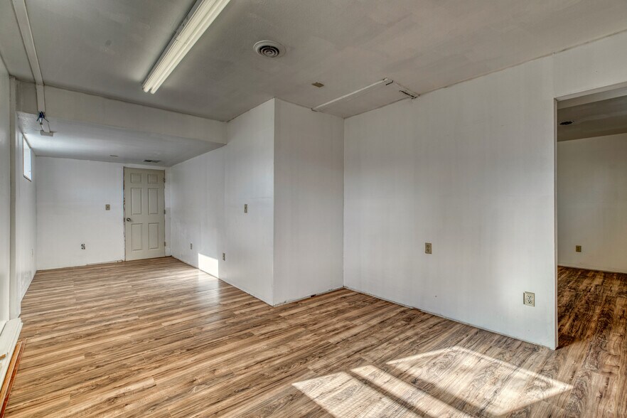 More Photos Of 235 W Idaho Ave, Ontario Office Residential For Sale