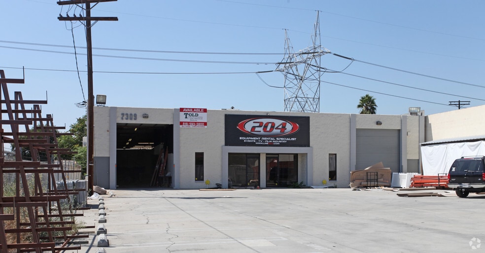 More Photos Of 7309 Lankershim Blvd, North Hollywood Warehouse For Sale