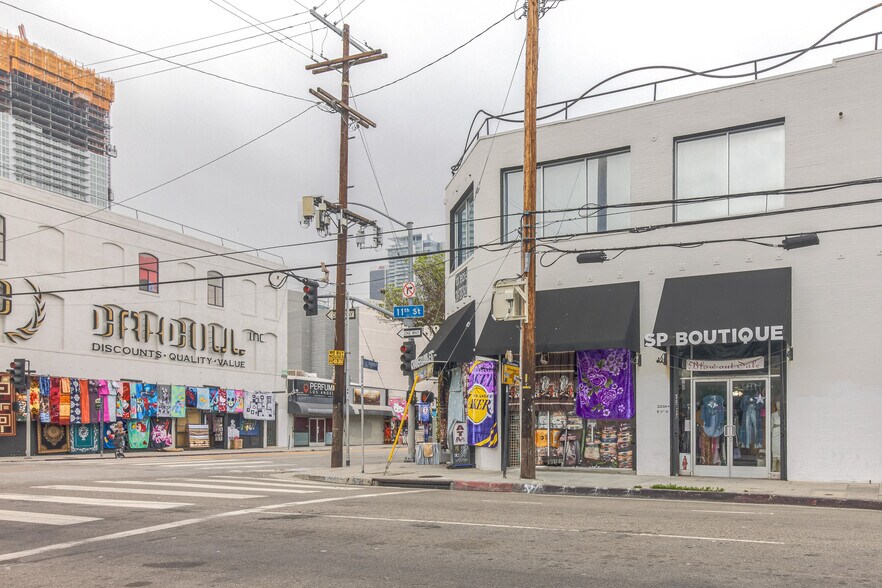 More Photos Of 1048-1050 S Los Angeles St, Los Angeles Storefront Retail Office For Sale