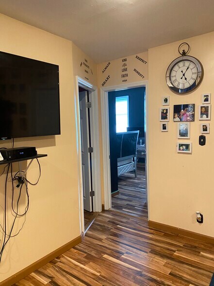 More Photos Of 321 Milford St, Brooklyn Apartments For Sale