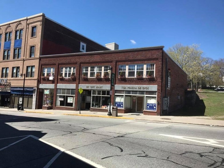 More Photos Of 2 Monument Sq, Woonsocket Medical For Sale