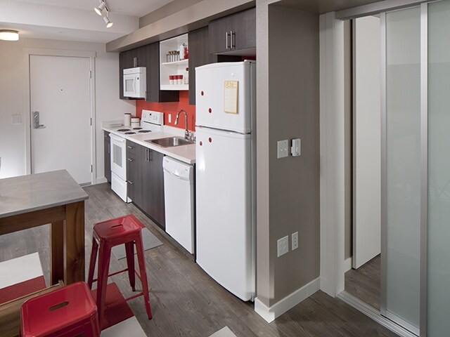More Photos Of 4535 12th Ave NE, Seattle Apartments For Lease