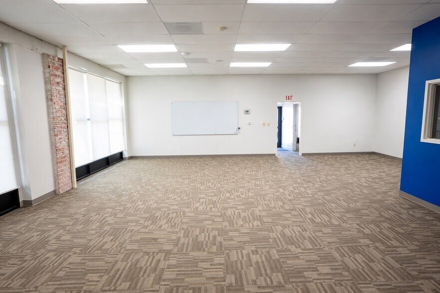 More Photos Of 3400 3rd Ave, Sacramento Office For Lease