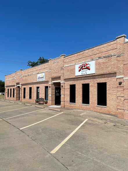 Primary Photo Of 201-207 S Allen Dr, Allen Office For Sale