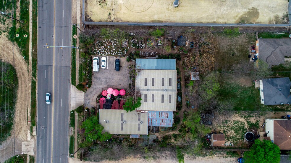 More Photos Of 2006 Pinn Rd, San Antonio Warehouse For Sale