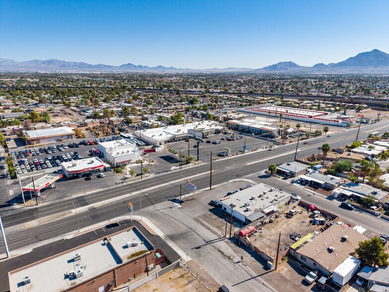 More Photos Of 3513-3515 E Charleston Blvd, Las Vegas Freestanding For Sale