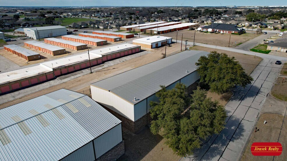 More Photos Of 410 Dodge Dr, Temple Manufacturing For Sale