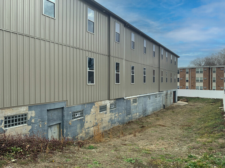 Primary Photo Of 5629 Madison Rd, Cincinnati Warehouse For Sale