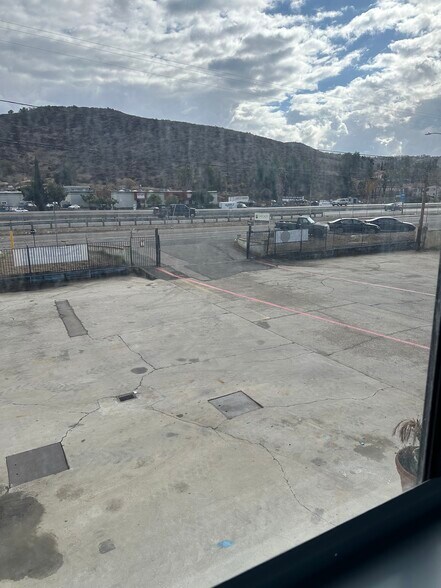 More Photos Of 11440 N Woodside Ave, Santee Service For Lease