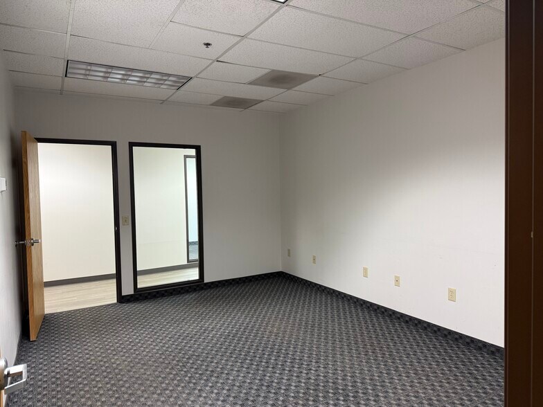 More Photos Of 3673 S Bullard Ave, Goodyear Warehouse For Lease