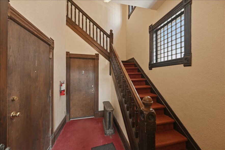 More Photos Of 1727 E Superior St, Duluth Multifamily For Sale